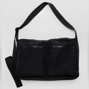 Baggu Large Cargo Crossbody Messenger Bag in Black